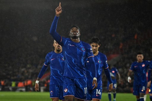 Chelsea Pecundangi Southampton 5-1