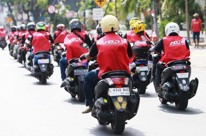 Agak Lain, FDR Ajak Anak Motor Coba Ban Kompon Lunak di 25 Kota
