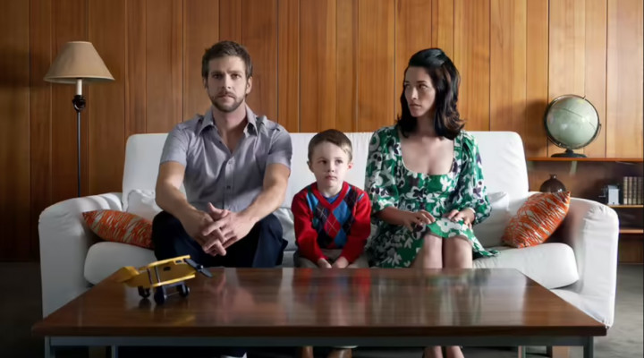 Anak Diam-diam Tertarik dengan Orang Tua? Mengenal Kompleks Oedipus