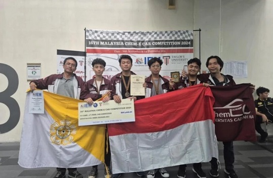 Tim Reactics UGM Bawa Pulang Dua Juara dari Kompetisi Chem-E-Car di Malaysia