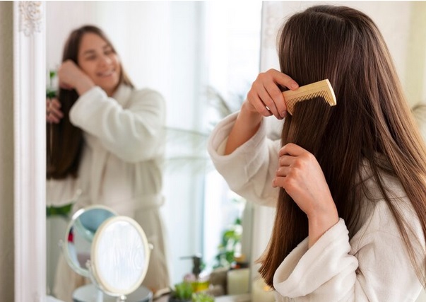 Vitamin dan mineral berperan penting dalam perkembangan normal folikel rambut. Ilustrasi-Freepik