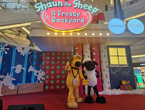 Shaun The Sheep dan Bitzer di AEON Mall BSD City. (Foto: Dok. Istimewa)
