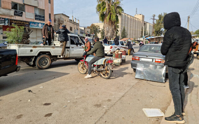Pemberontak Capai Gerbang Ibu Kota Suriah, Kekuasaan Assad Terancam