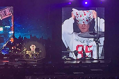 Chanyeol EXO Pamer <i>Skill</i> Main Drum di Jakarta