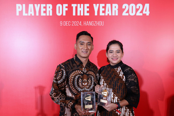 Hikmat/Ratri Sabet Penghargaan Pasangan Terbaik