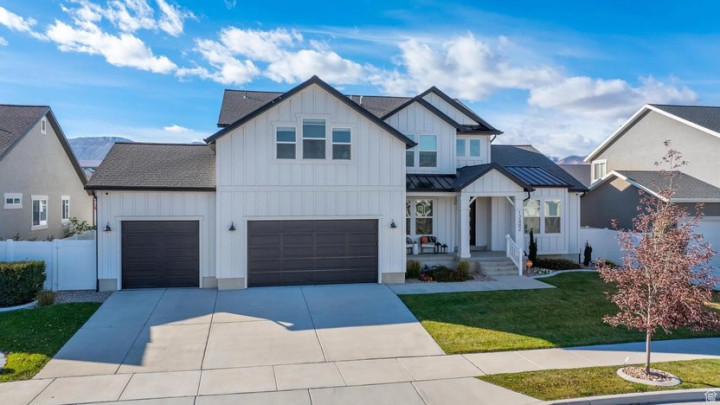 YouTuber Ini Jual Rumah Seharga Rp15 Miliar, Berminat?