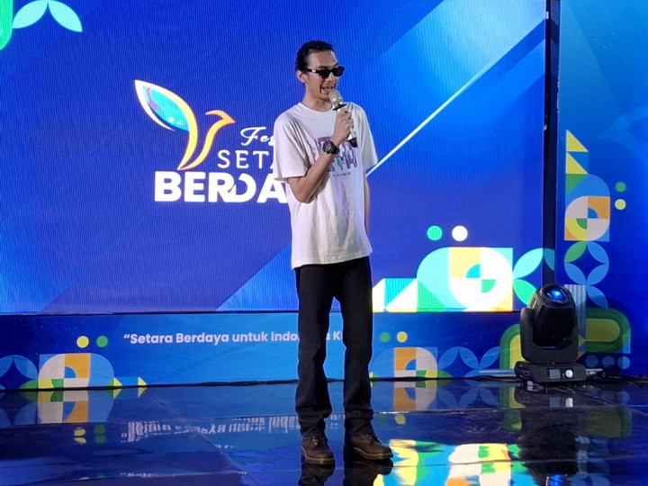 Komedi Jadi 'Obat' Bagi Komika Dino CAW Usai Alami Kebutaan