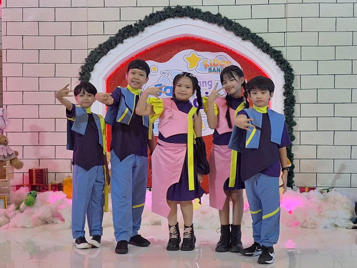 Dihadiahi Coldplay Keyboard, Kidos Band Cilik Indonesia Makin Semangat Berkarya