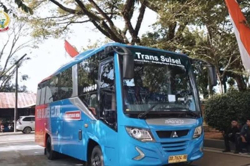 Bus trans Sulsel turut melayani kebutuhan transportasi saat libur akhir tahun. Antara/HO-Humas Pemprov Sulsel