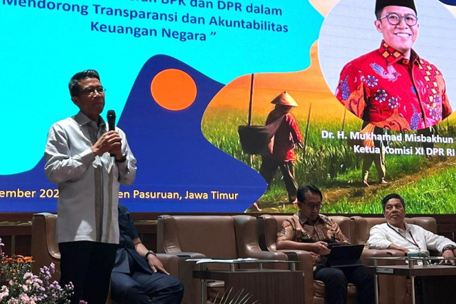 Ketua Komisi XI DPR RI Mukhamad Misbakhun di Kantor Pemeritah Kabupaten Pasuruan, Selasa, 10 Desember 2024. Dokumentasi/ istimewa