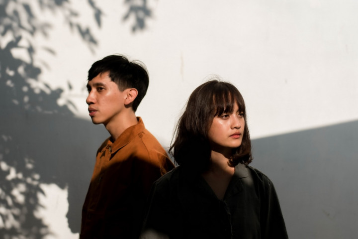 Banda Neira Sambangi 9 Kota dalam Tur Berjalan Lebih Jauh