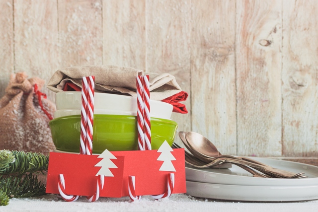 Cara Menghias Meja Makan untuk Malam Natal