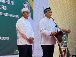 Pasangan calon wali kota dan calon wakil wali kota Banjarbaru Aditya Mufti Ariffin - H Said Abdullah.