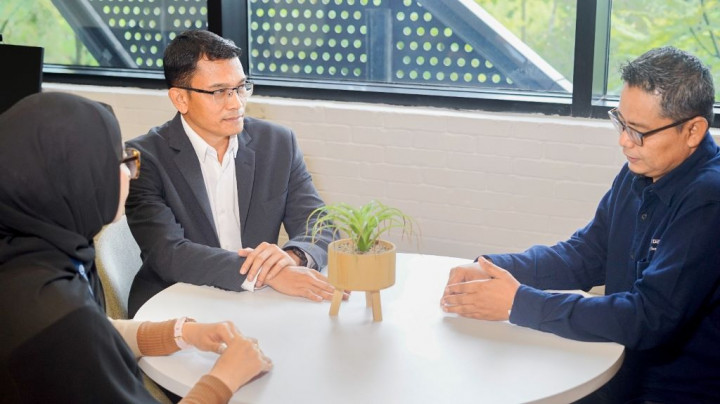 Mengorkestrasi Strategi Kepemimpinan Berkelanjutan untuk Dominasi Era Digital