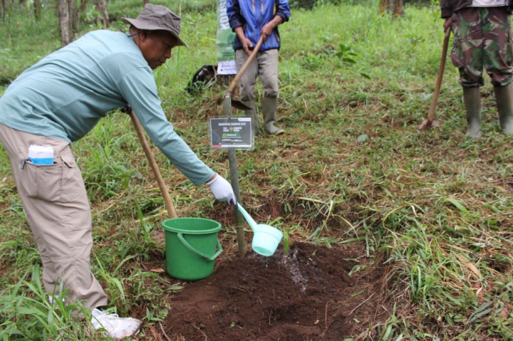 Program Pemberdayaan Masyarakat Ini Punya Dampak Buat Lingkungan Juga Loh!