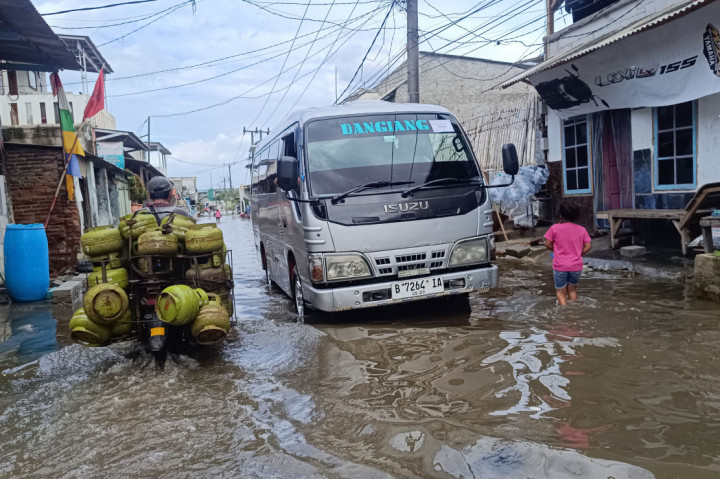 Banjir Rob, Pengertian, Penyebab, dan Solusinya.