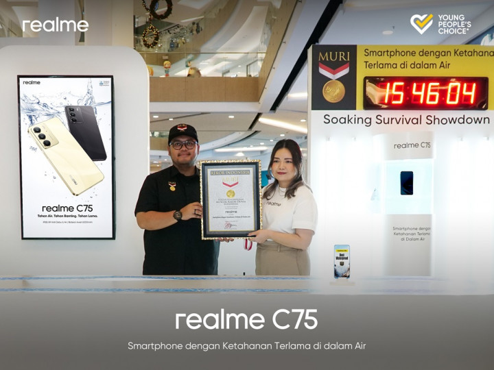 Ketahanan Terlama di Dalam Air, realme C75 Pecahkan Rekor MURI