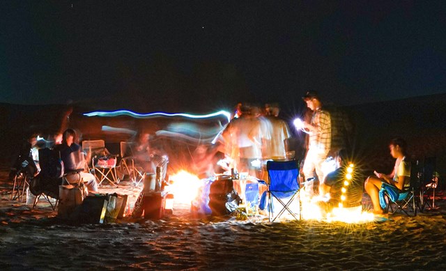 6 Tips Malam Tahun Baru di Rumah Saja