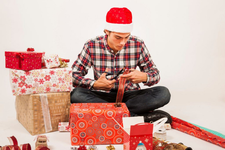 Rekomendasi Kado Natal di Bawah Rp100 Ribu