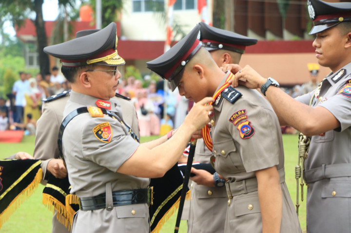 Kapolda Sumbar Lantik 273 Bintara Baru