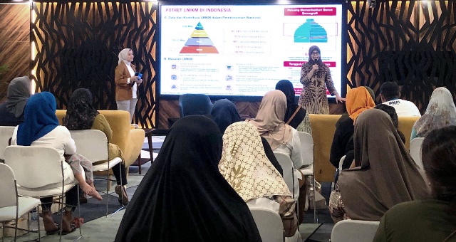 Webinar edukasi bertema 'Manfaat Izin BPOM bagi Pelaku UMKM' yang digelar PNM bekerjasama dengan BPOM.