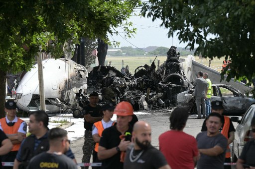 Pesawat Jet Pribadi Jatuh di Buenos Aires, Pilot-Copilot Tewas