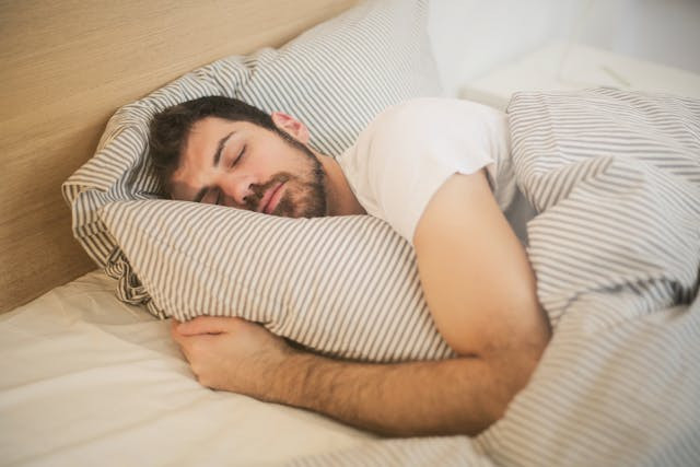 Pengaruh Mimpi terhadap Kualitas Tidur, Sebabkan Tubuh Jadi Lelah?
