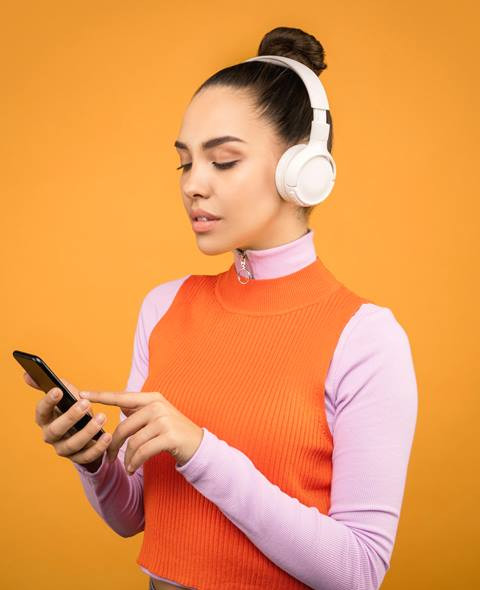 Di antara banyak cara untuk meningkatkan kesehatan mental, mendengarkan dan menampilkan musik klasik adalah cara unik. (Foto: Ilustrasi/Dok. Pexels.com)