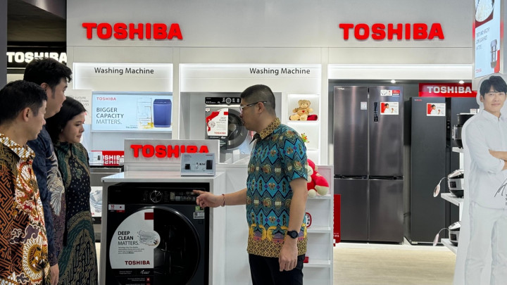Toshiba Resmikan Shop In Shop Perdana di Indonesia