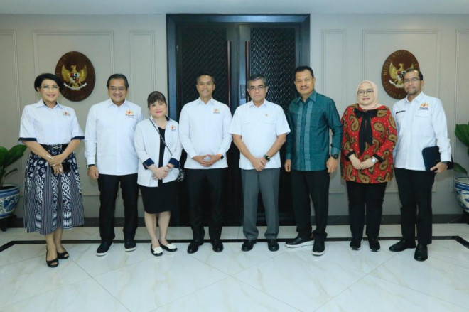 Jajaran Kadin Indonesia beraudiensi dengan Menteri Ketenagakerjaan Yassierli, Jumat, 20 Desember 2024. Foto: Dok Kadin