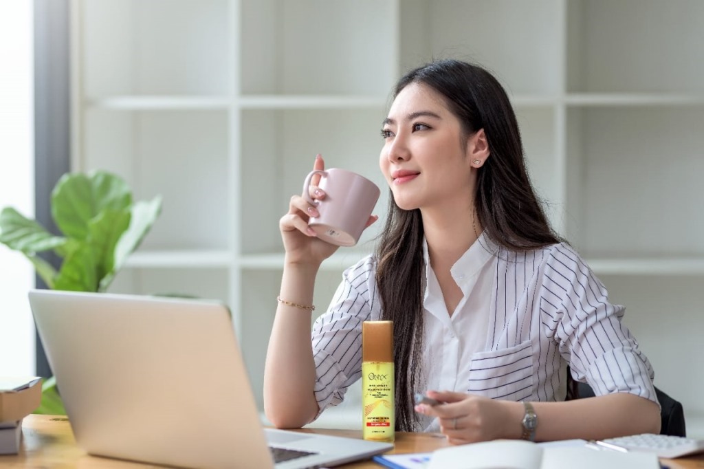 Salah satu brand lokal Indonesia yaitu Onyx Hair Care memberikan inovasi unik terbaru untuk merileksasi pikiran dimanapun dan kapanpun. Ilustrasi Freepik