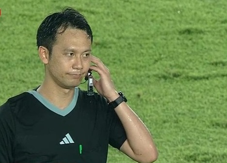 Profil Koji Takasaki, Wasit yang 'Usir' Ferarri di Laga Indonesia vs Filipina