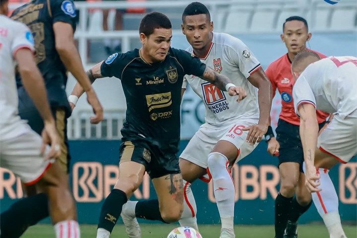 Hasil Liga 1: PSIS Dipermalukan Malut United, PSM Berbalik Unggul atas Barito Putera