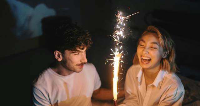 Malam Tahun Baru Hujan? Enggak Masalah, Bisa Lakukan Ini Kok