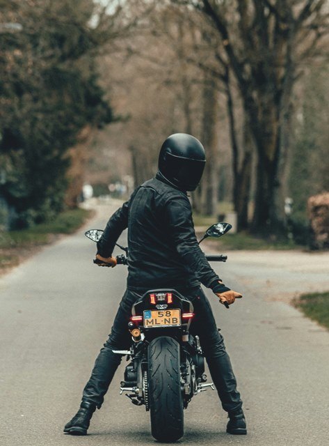Apa saja persiapan untuk pengendara motor dan tentunya kendaraan mereka dalam menyambut liburan? (Foto: Ilustrasi/Dok. Unsplash.com)