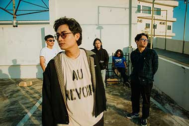 Band asal Pontianak HYENAS Lepas Album Perdana yang Diproduseri Pandu Fuzztoni