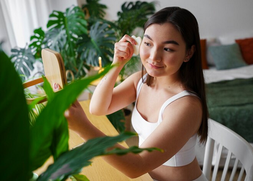 Enggak Perlu Ribet, 3 Perawatan Kulit Simpel untuk Remaja dan Dewasa Muda