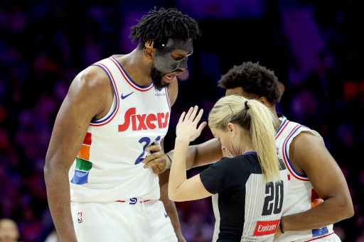 Basket NBA: 76ers Kalahkan Spurs 111-106