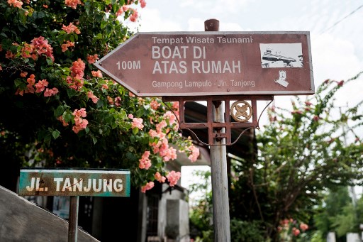 Mengunjungi Monumen Kapal Tsunami Lampulo