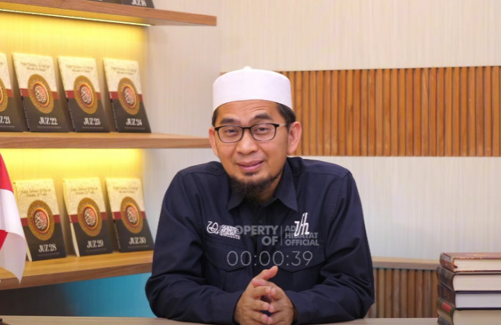 Begini Cara Muslim Mengucapkan Selamat Natal Menurut Ustaz Adi Hidayat