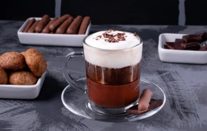 6 Minuman Hangat saat Musim Hujan untuk Temani Natal yang Lebih Nyaman