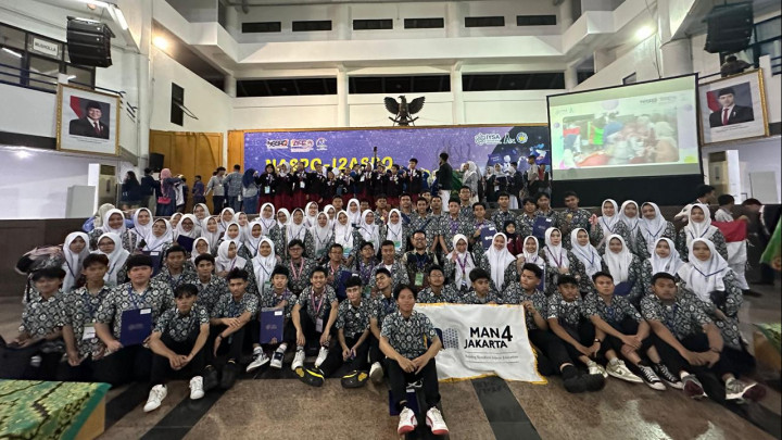 Borong 10 Medali Emas, MAN 4 Jakarta Berjaya di Applied Science Project Olympiad 2024