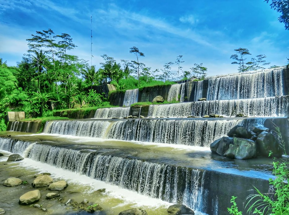 Curug Grojogan Watu Purbo, Foto: Shutterstock