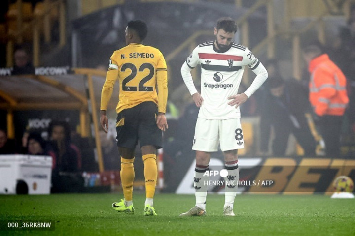 Liga Inggris: Manchester United Takluk dari Wolves, Bruno Fernandes Dikartu Merah