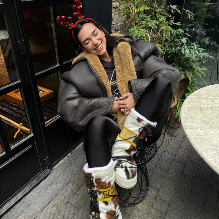 Dua Lipa dan Callum Turner Bertunangan!