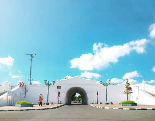 Plengkung Gading, Gerbang Keramat yang Tak Boleh Dilintasi Sultan Yogyakarta