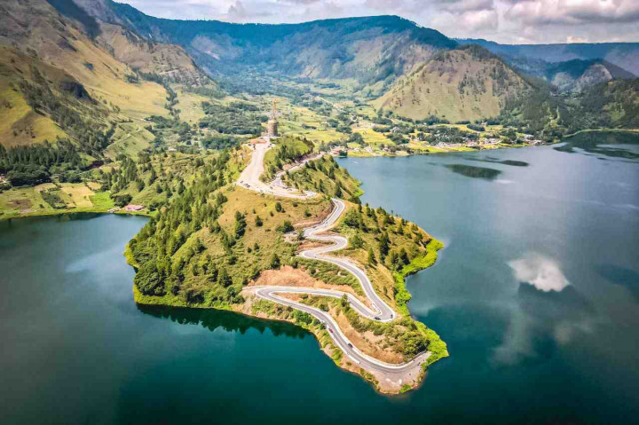 Temukan Kedamaian Natal di 3 Tempat Wisata Rohani Sumatra Utara