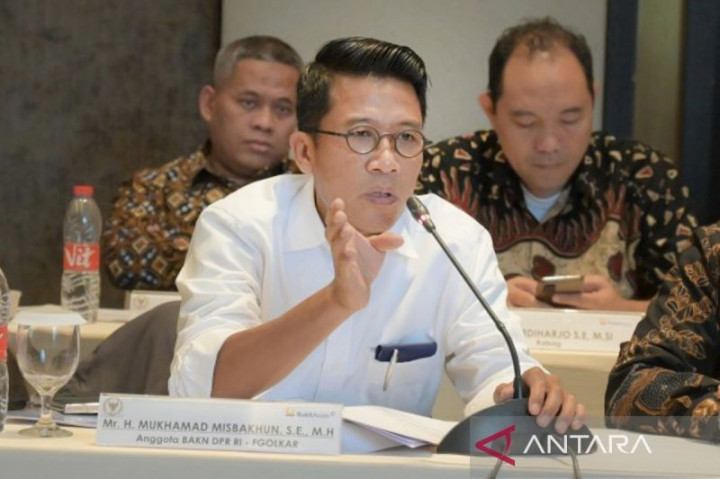 DPR Hanya Menyaksikan Penyaluran Dana PSBI