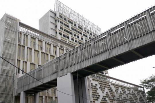 Rektor UI Lantik Dewas dan Direksi RSUI Priode 2025-2029