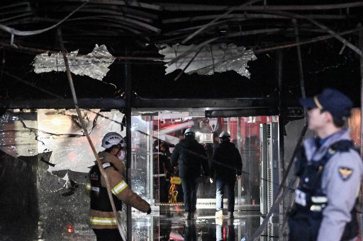 Kebakaran Hanguskan Bangunan Delapan Lantai di Seongnam